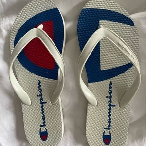 Champion beach flip flops, white, size 9, good condition.